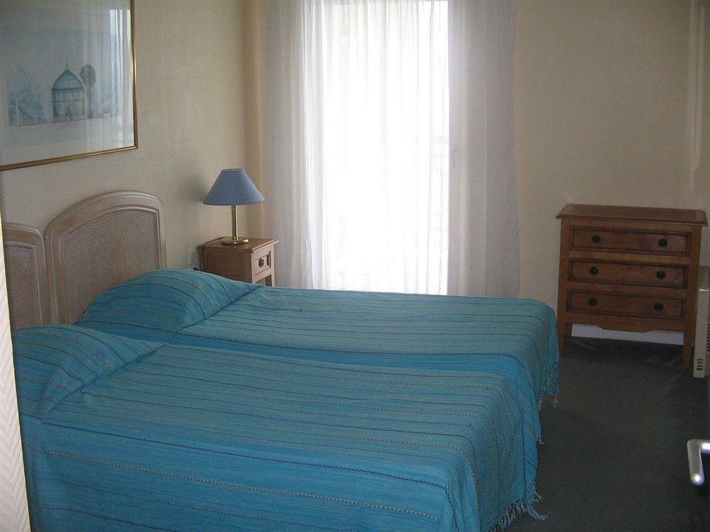 Residhotel Villa Maupassant Cannes Bagian luar foto