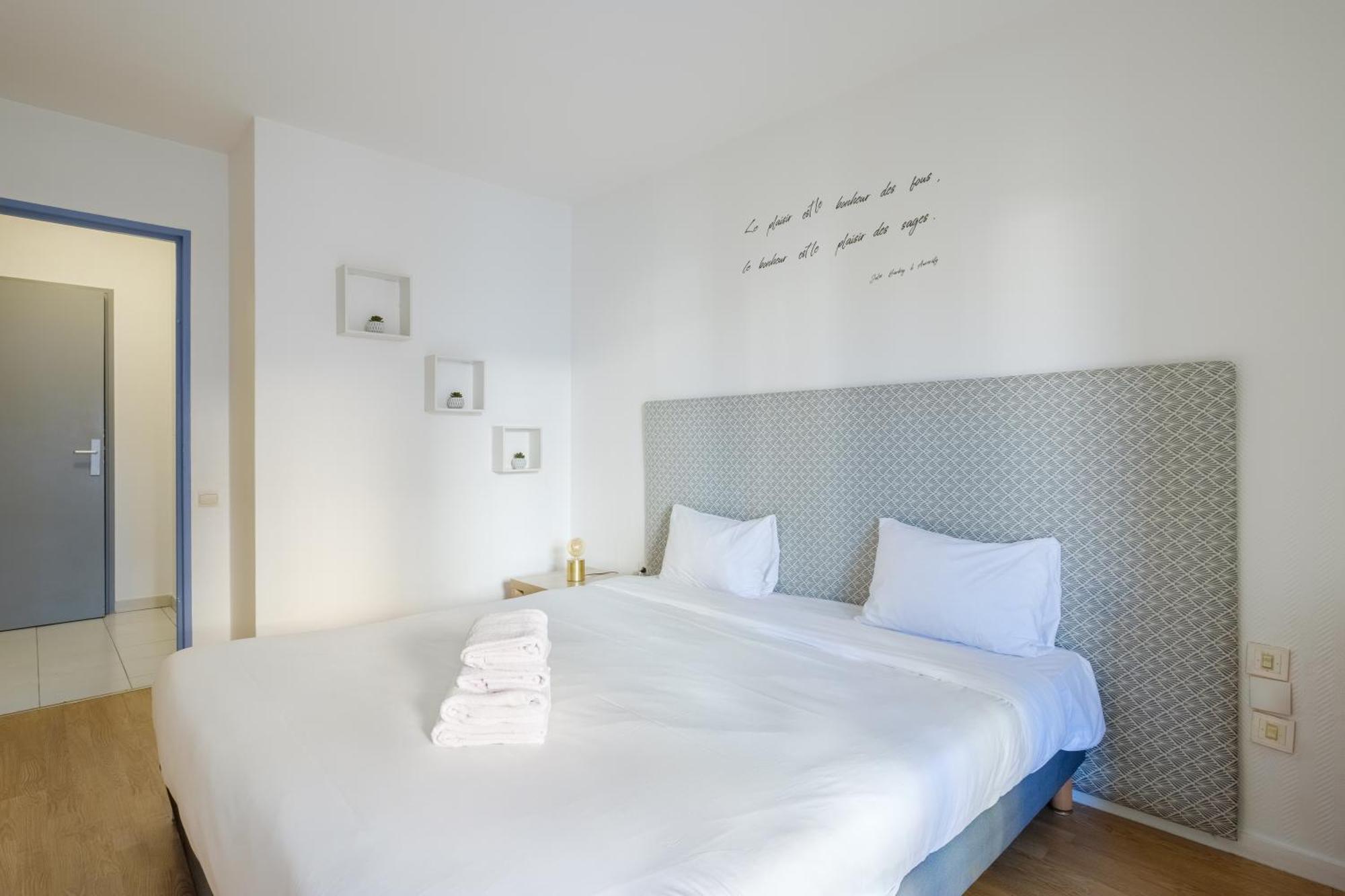 Residhotel Villa Maupassant Cannes Bagian luar foto